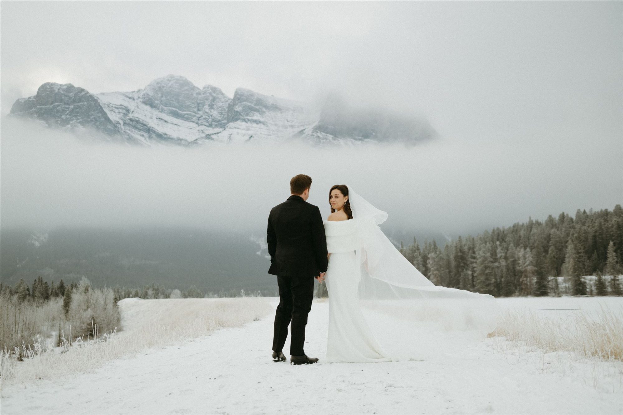 Meghan & Jordon: A Sleek, Modern Winter Wonderland Wedding