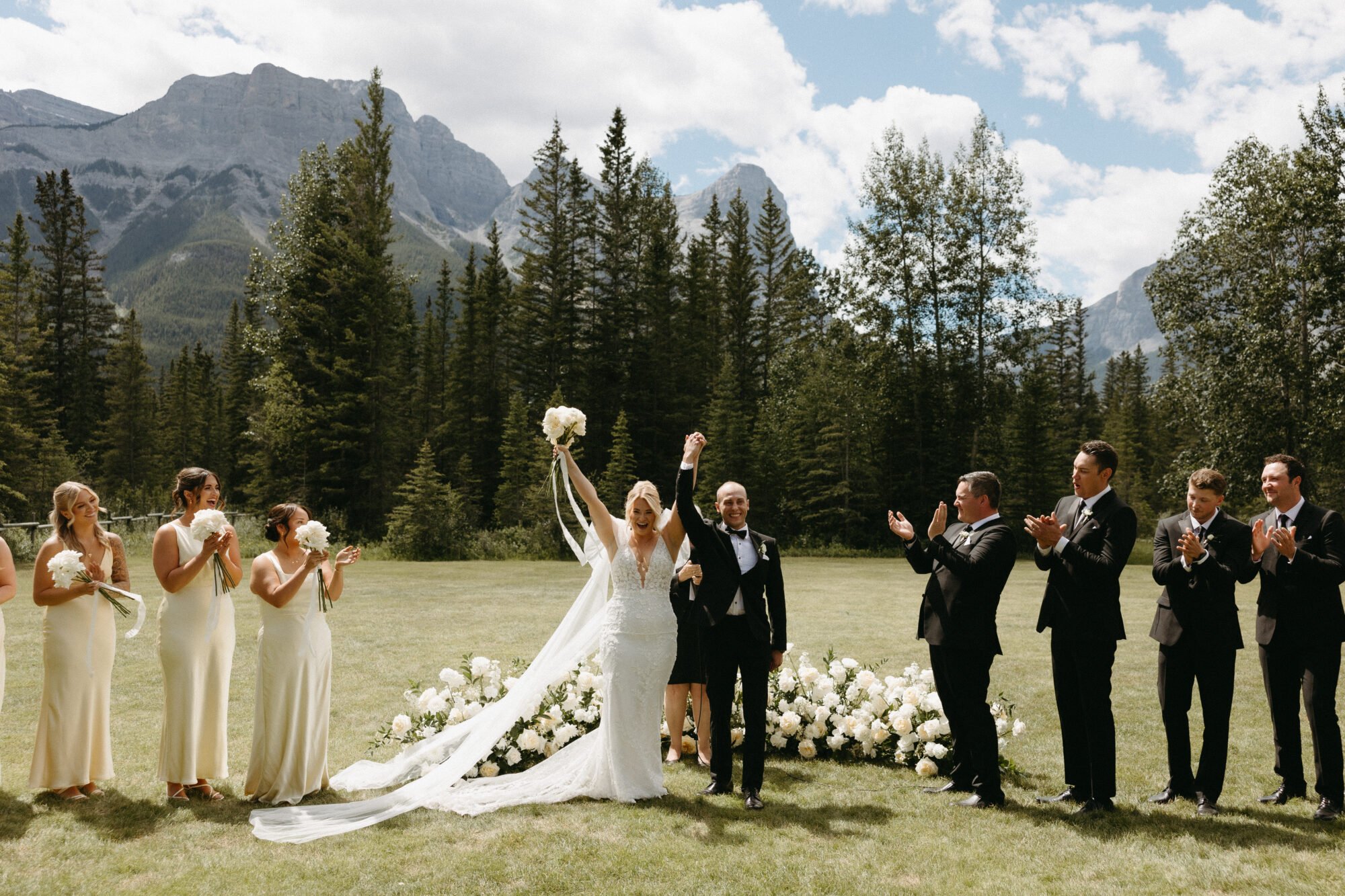 Alberta Wedding Venues: Dalyce and Kolby’s Modern Mountain Wedding in Canmore